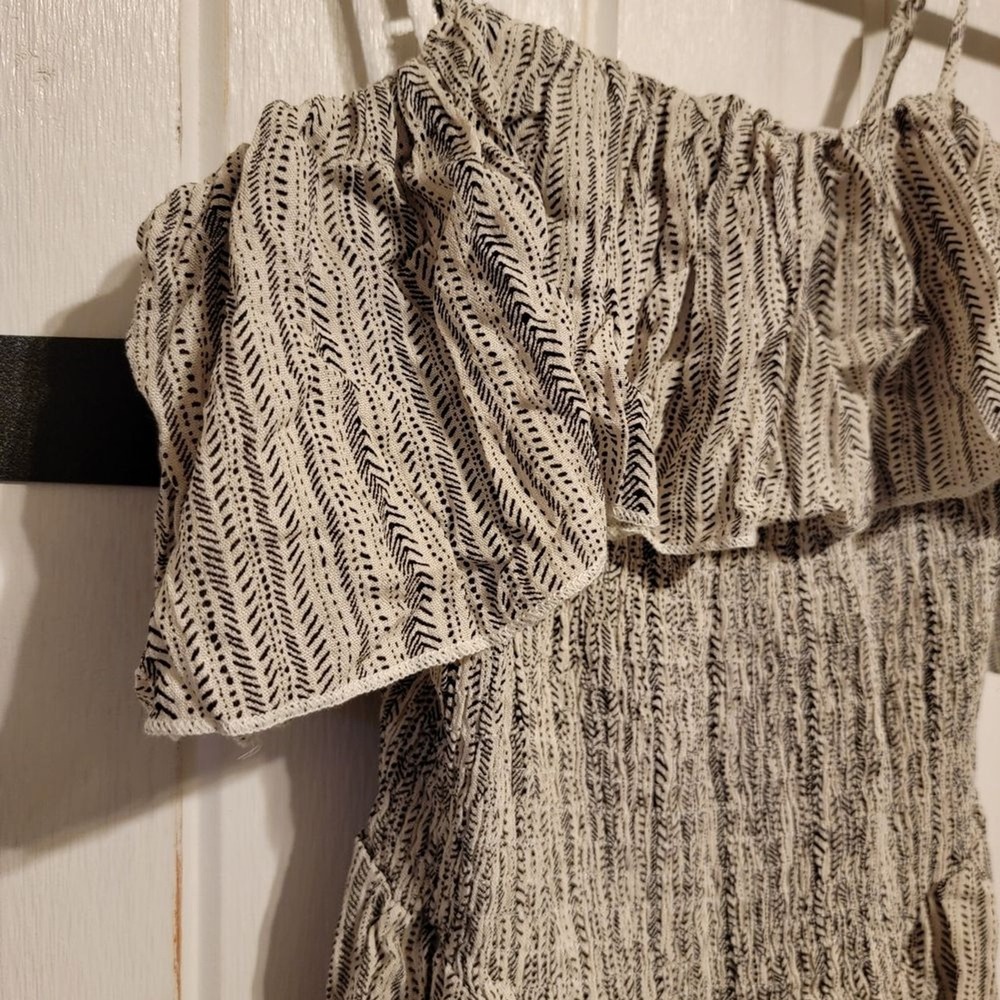 Cupshe Womens Romper Striped Off-Shoulder Square Neck Size Medium - Picture 3 of 6